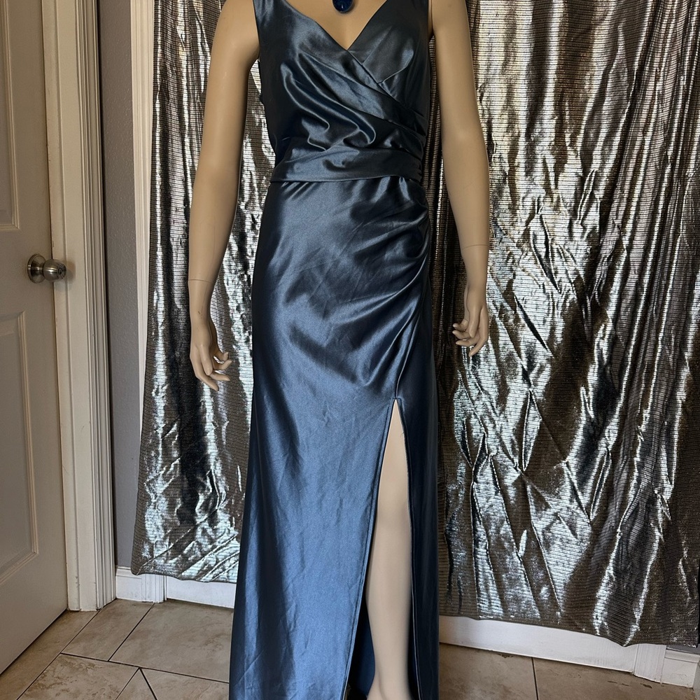 Elegant Blue Satin Evening Gown